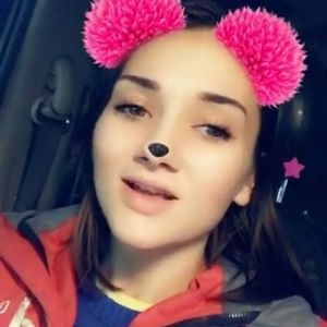 Meet your Posher, Brittnie